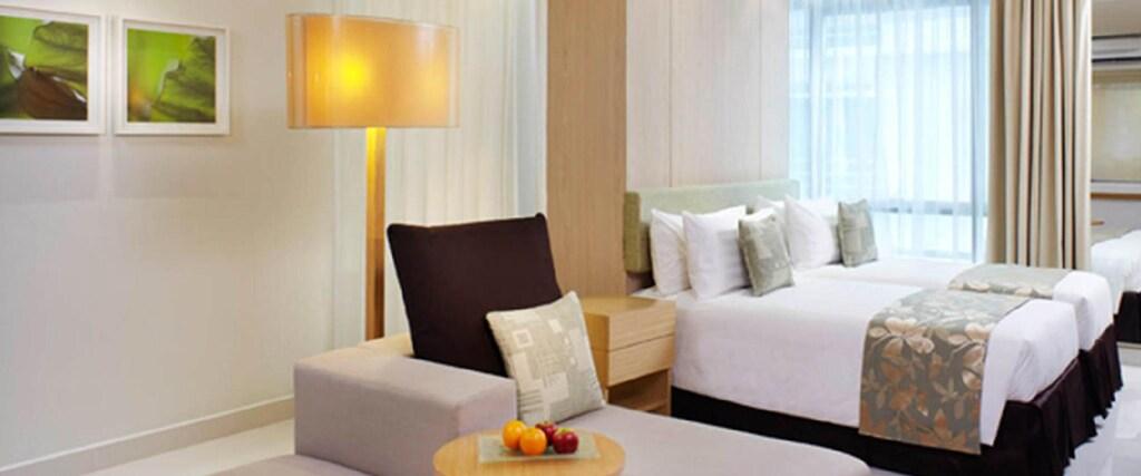 Parkroyal Serviced Suites Куала-Лумпур Екстер'єр фото Deluxe Room