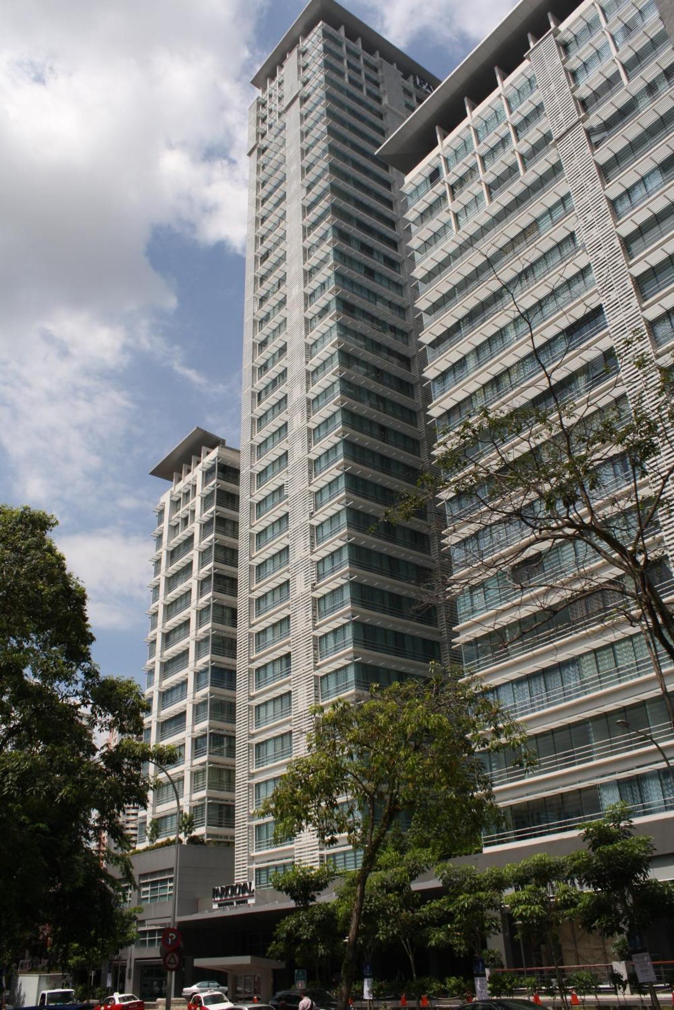 Parkroyal Serviced Suites Куала-Лумпур Екстер'єр фото The building of the National University of Singapore