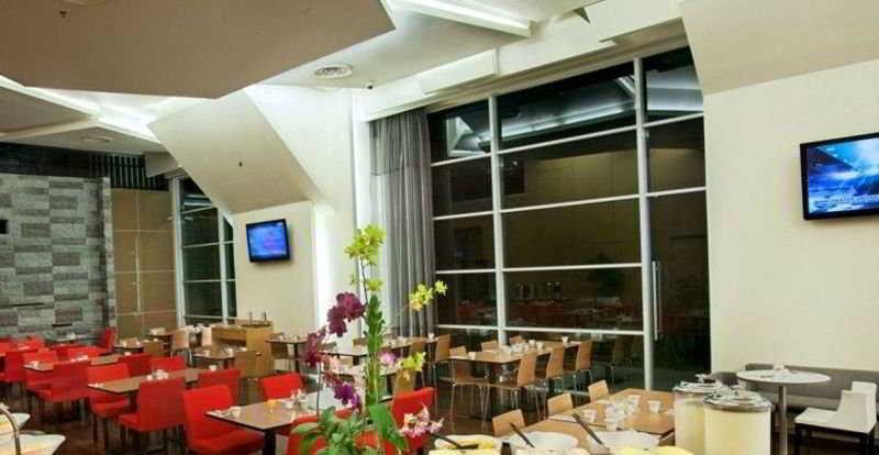 Parkroyal Serviced Suites Куала-Лумпур Екстер'єр фото The restaurant